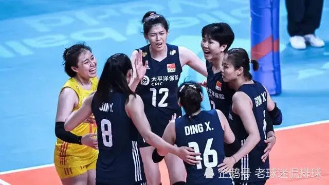 电梯内性行为视频