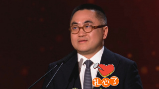 总是露出的黑内衣